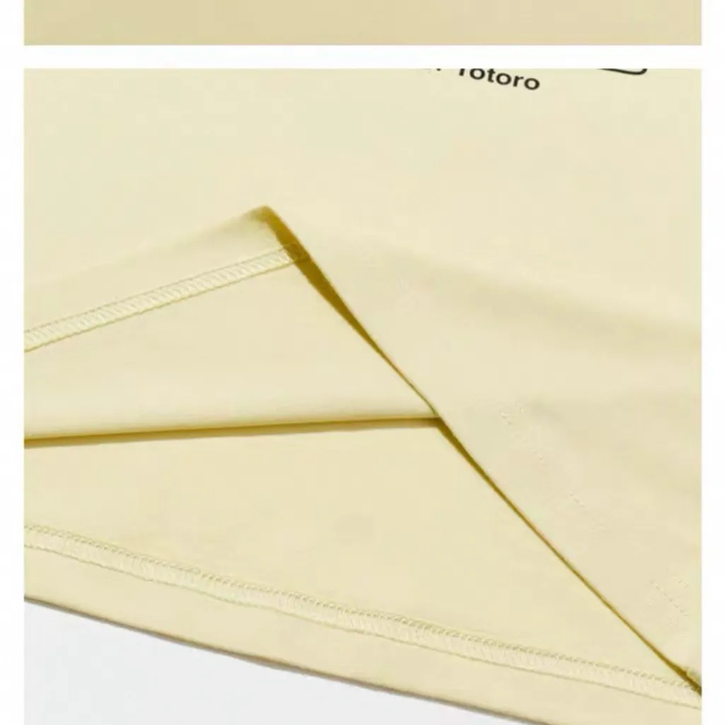 Uniqlo UT Studio Ghibli Printed Short-Sleeve T-Shirt My Neighbor Totoro(Catbus) - Image 4