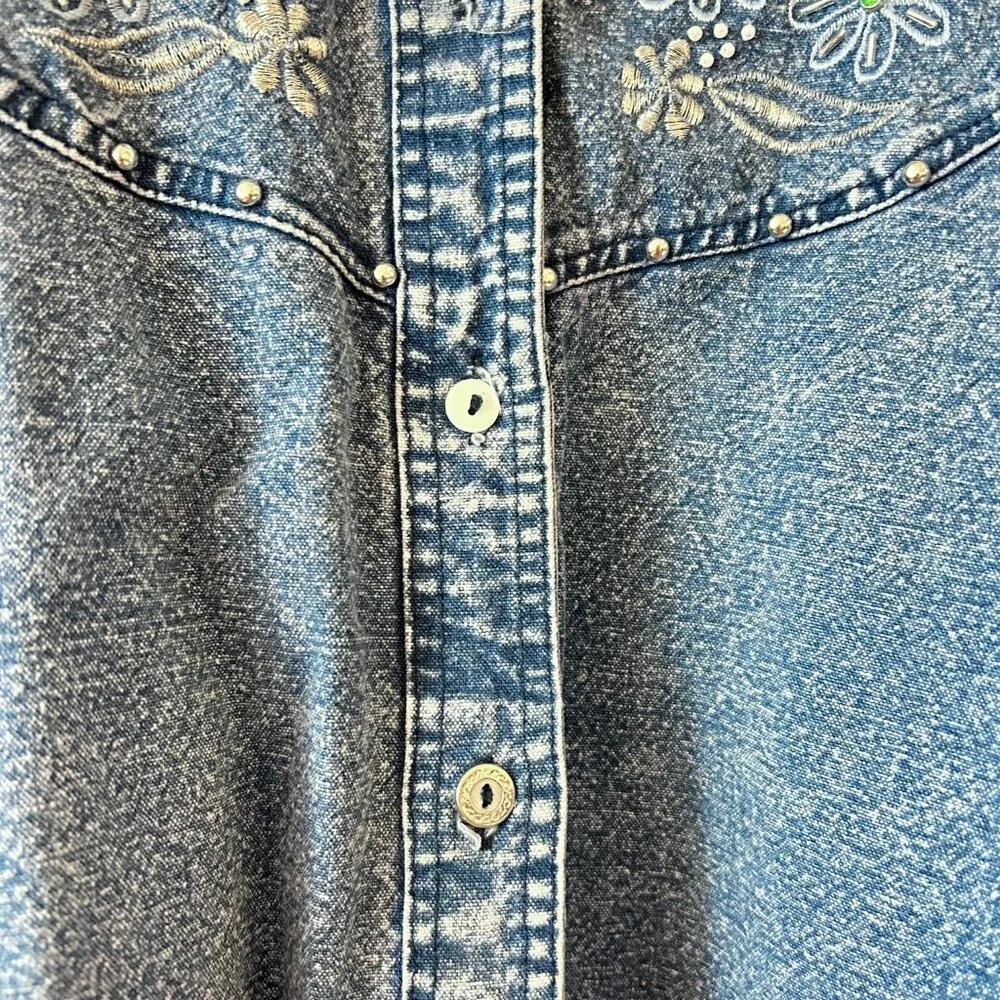 Jane Ashley Women's Vintage Style Floral Embroidered Denim Jacket Plus Size 1X - Image 4