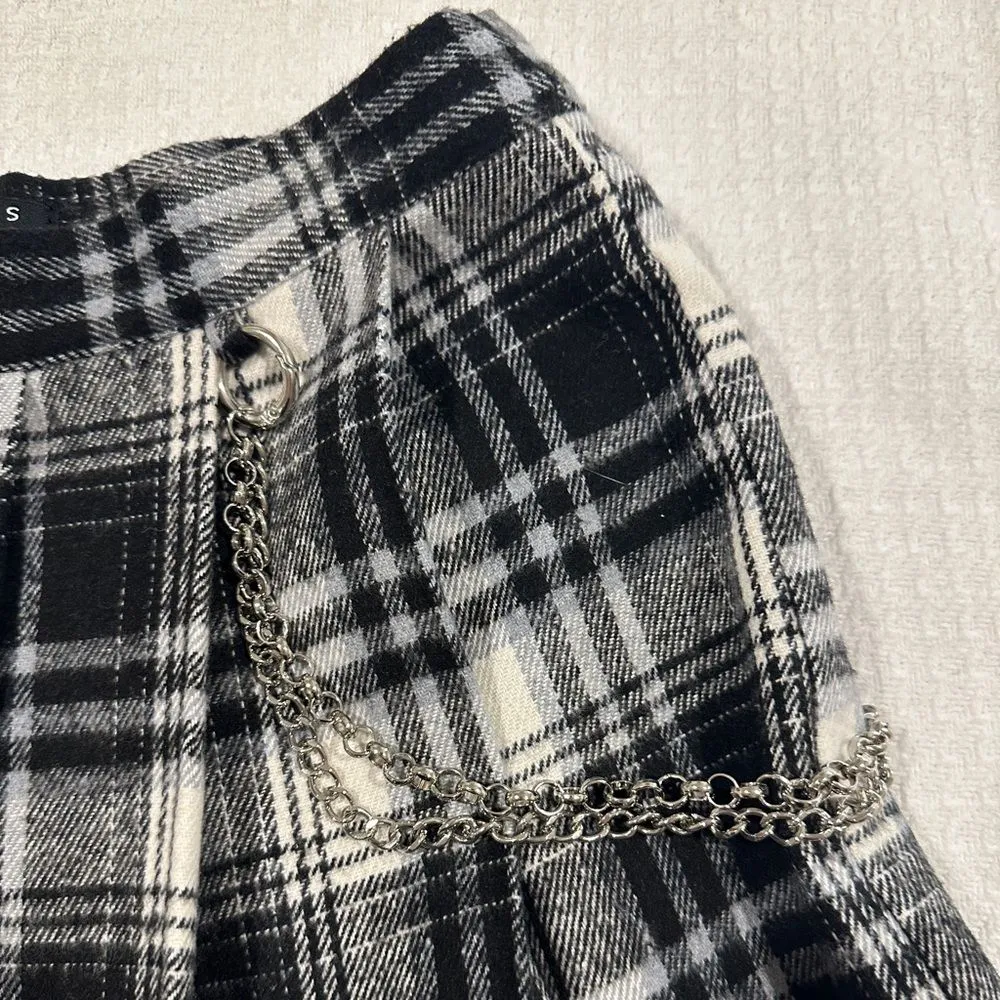 Angel Kiss Black & Gray Biker/Grunge Plaid Flannel Pleated Mini Skirt Medium - Image 8