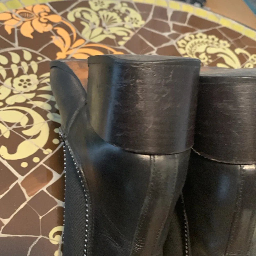 CARVELA SPIRE LEATHER BLOCK HEEL ANKLE BOOT WITH BALL CHAIN STUD Sz 6.5… Black - Image 13