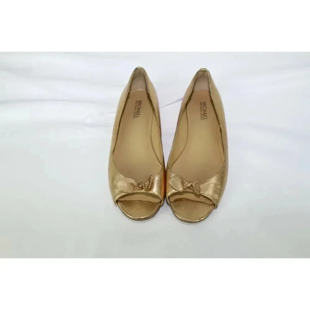 ladies michael kors flats size 8M - Image 2