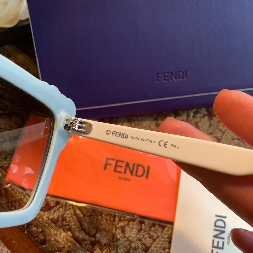 Authentic FENDI 52 Butterfly crystals acetate sunglasses - Image 12