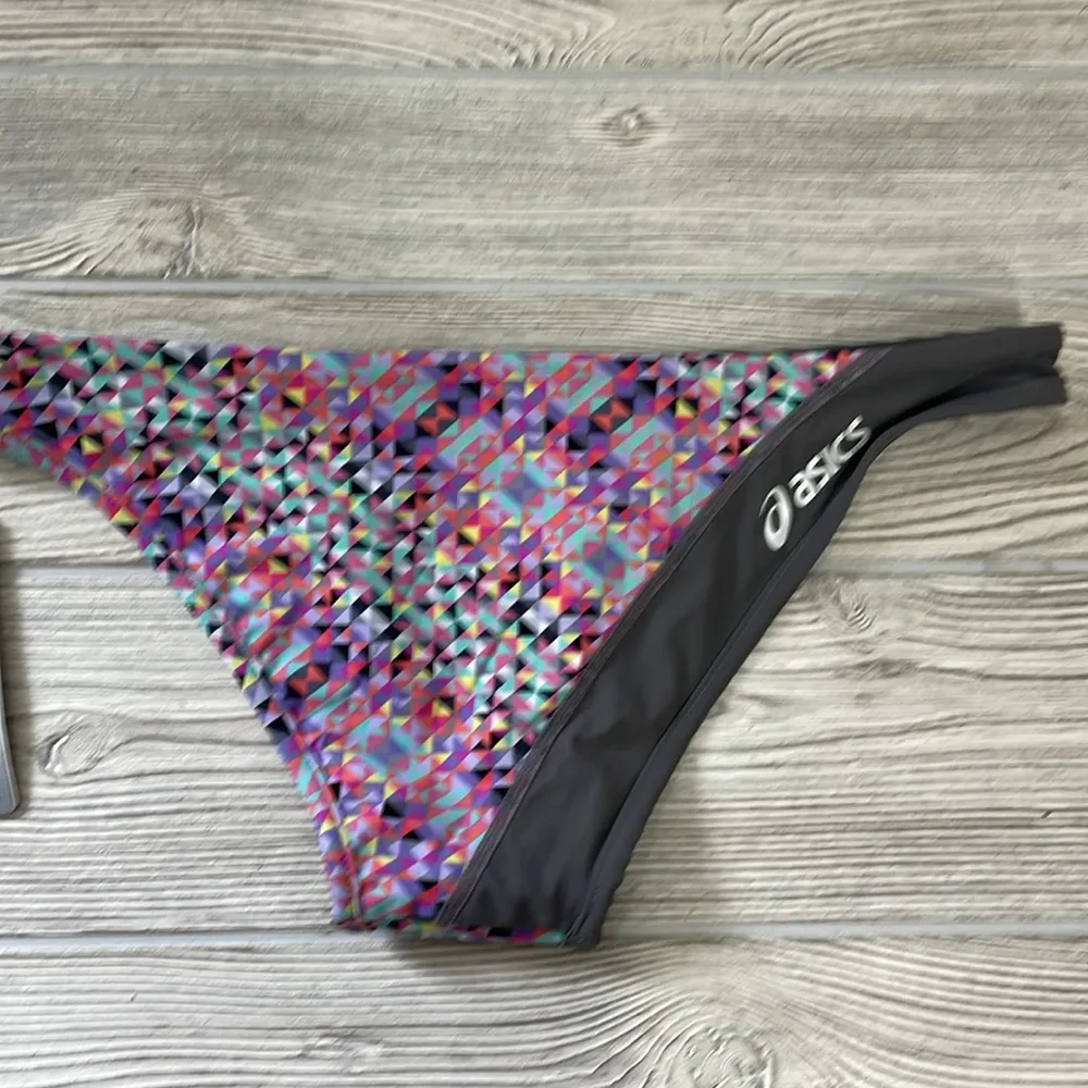 ASICS Reversible Kanani Geo Bikini Bottom - Image 3