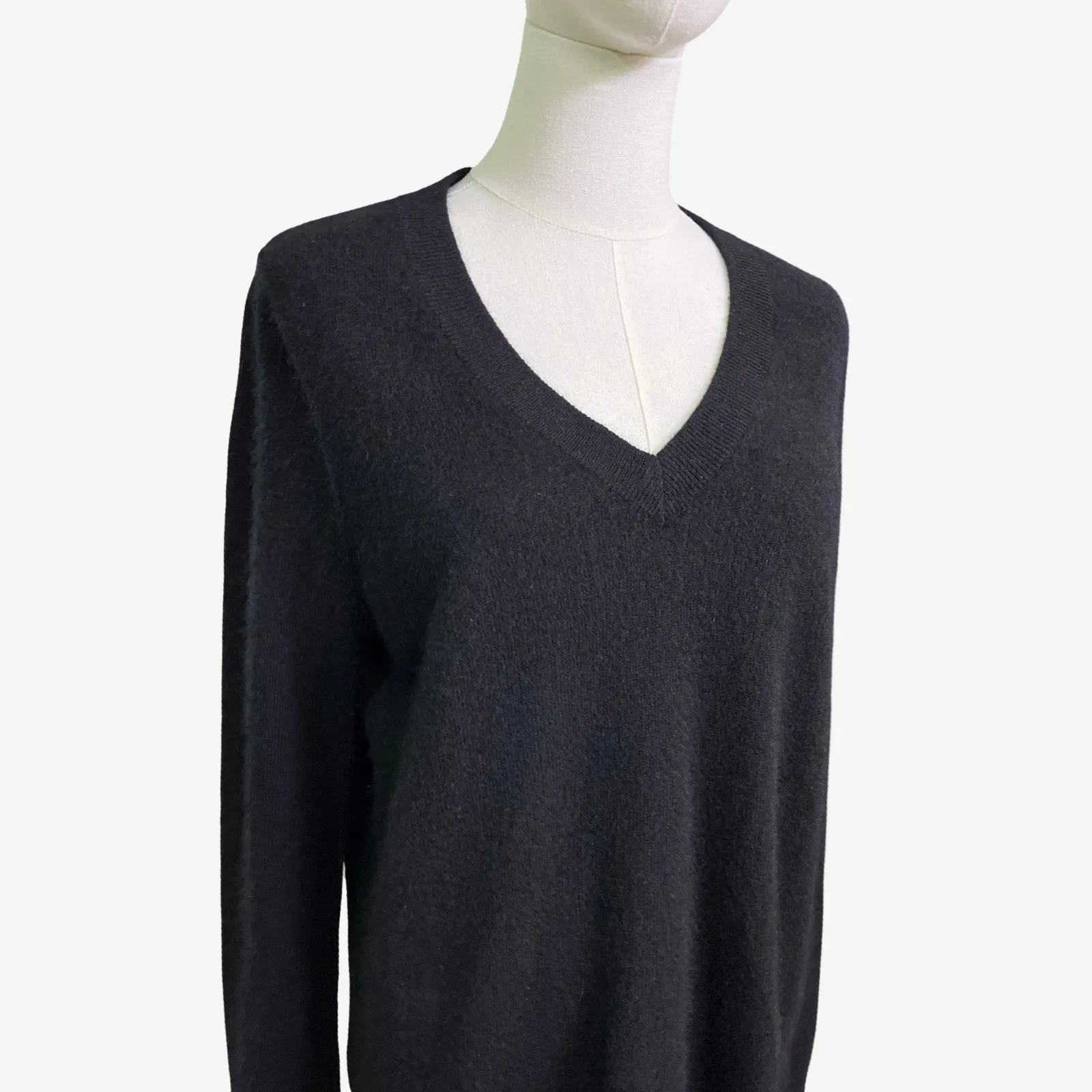 Aqua Cashmere 100 Percent Cashmere V Neck Black Sweater Women’s Size Large L - Image 7
