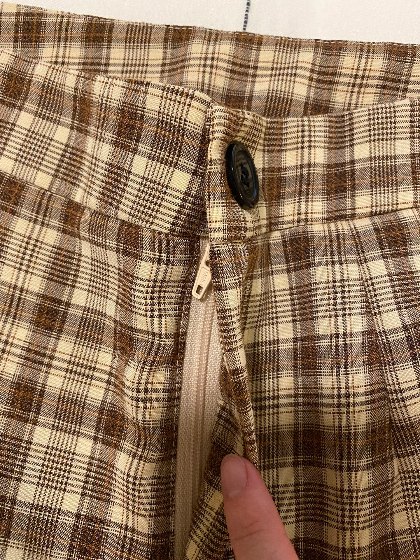 tan / brown plaid pants - Image 6