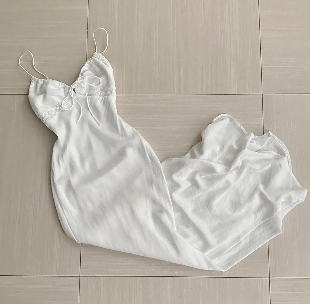 Emily Maxi Dress - Image 2