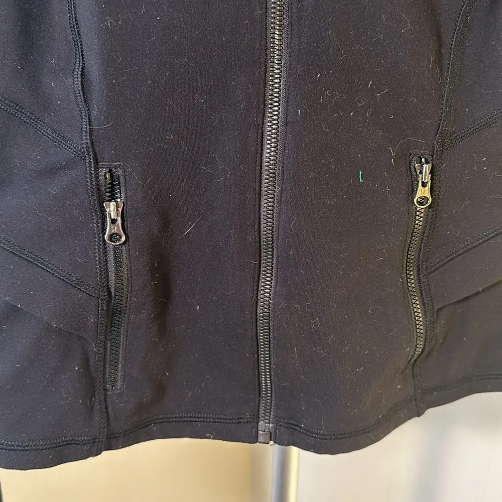 Lululemon Full Zip Jacket Lightweight great all year round Staple black size 8 - Image 8