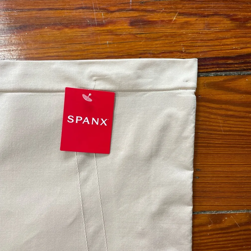 NWT Spanx Oncore High Waisted Midthigh Shorts in Soft Nude Shaping  - Size 3X - Image 10