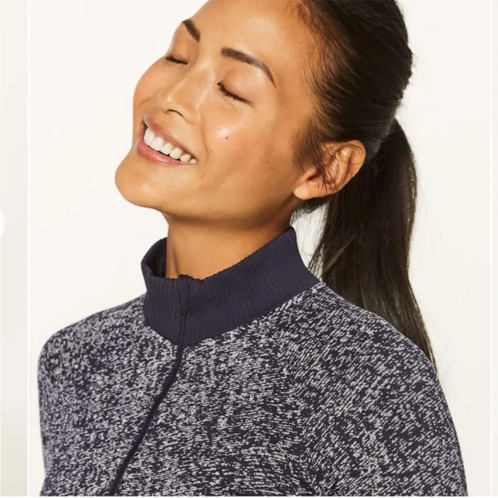 Lululemon Rest Less Pullover SIZE 10  Black Half Zip READ - Image 2