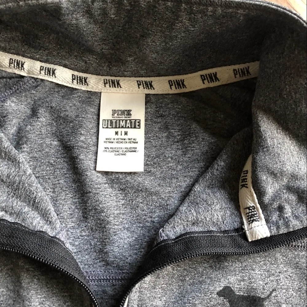 PINK Women's Victoria’s Secret 1/4 Zip Ultimate Performance Size Medium - Image 3