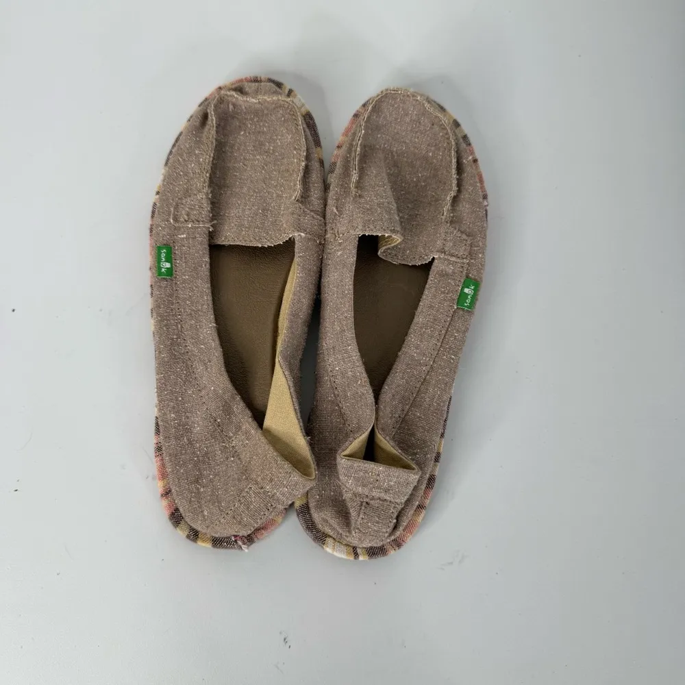 Sanuk Womens Tan Slip On Shoes Size 8 - Image 5