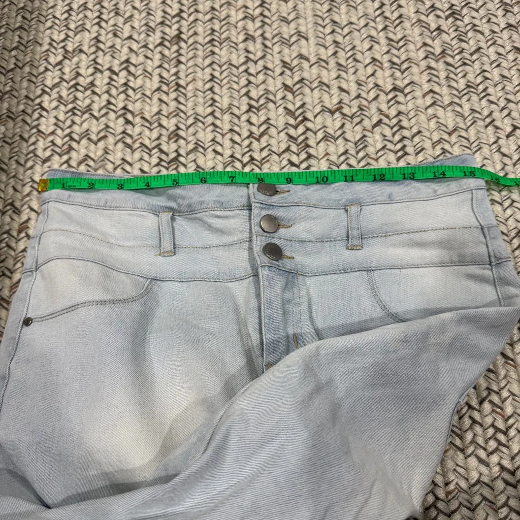 Refuge Light Wash High Waisted Skinny Jeans - Image 6