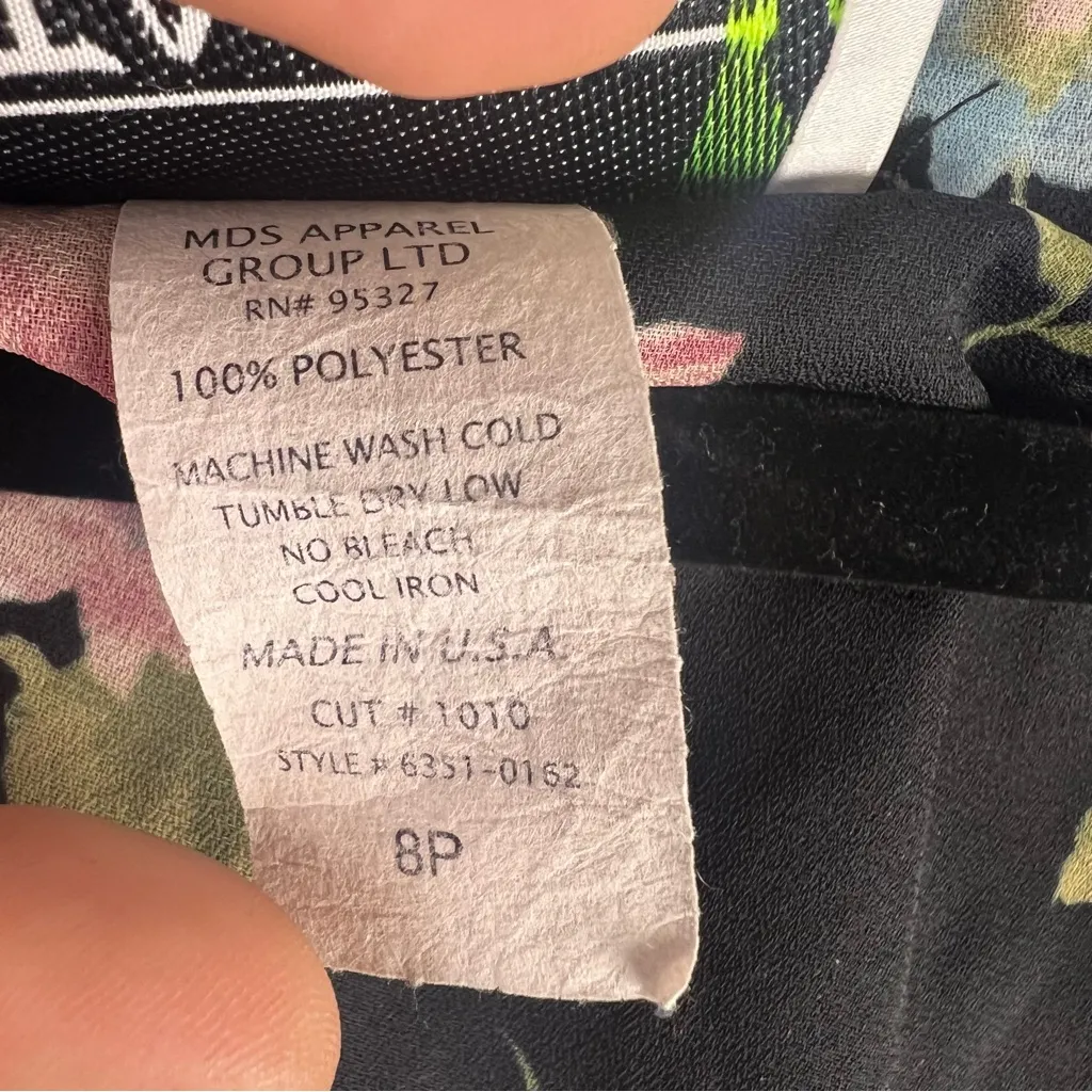 Stacey! Black Sheer Floral Open Front Vest Blouse, Vintage USA Made 8P, Romantic - Image 9