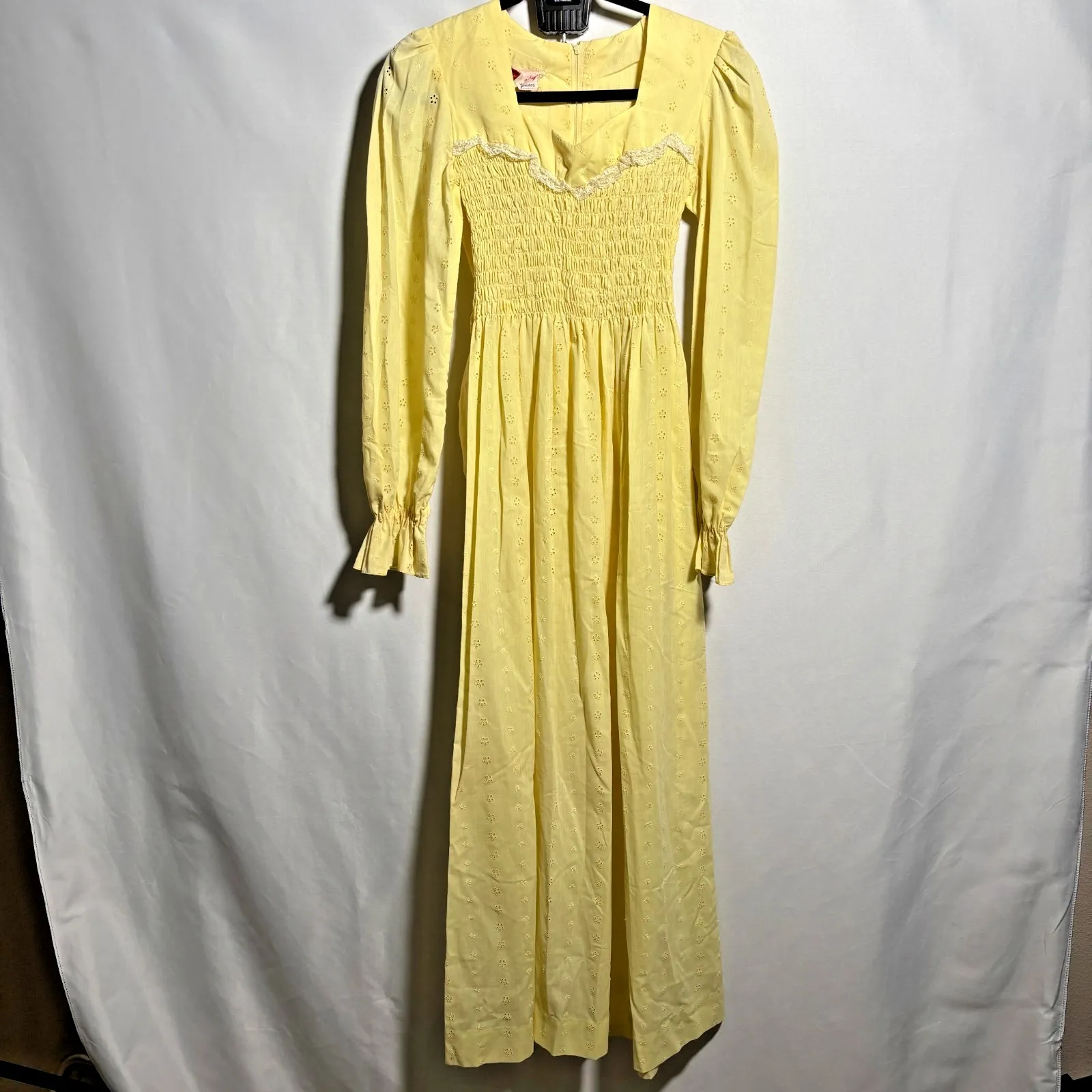 Vintage Yellow Prairie Cottage Core Maxi‎ Dress Eyelet Smocked Long Puff Sleeve Size XS - Image 2