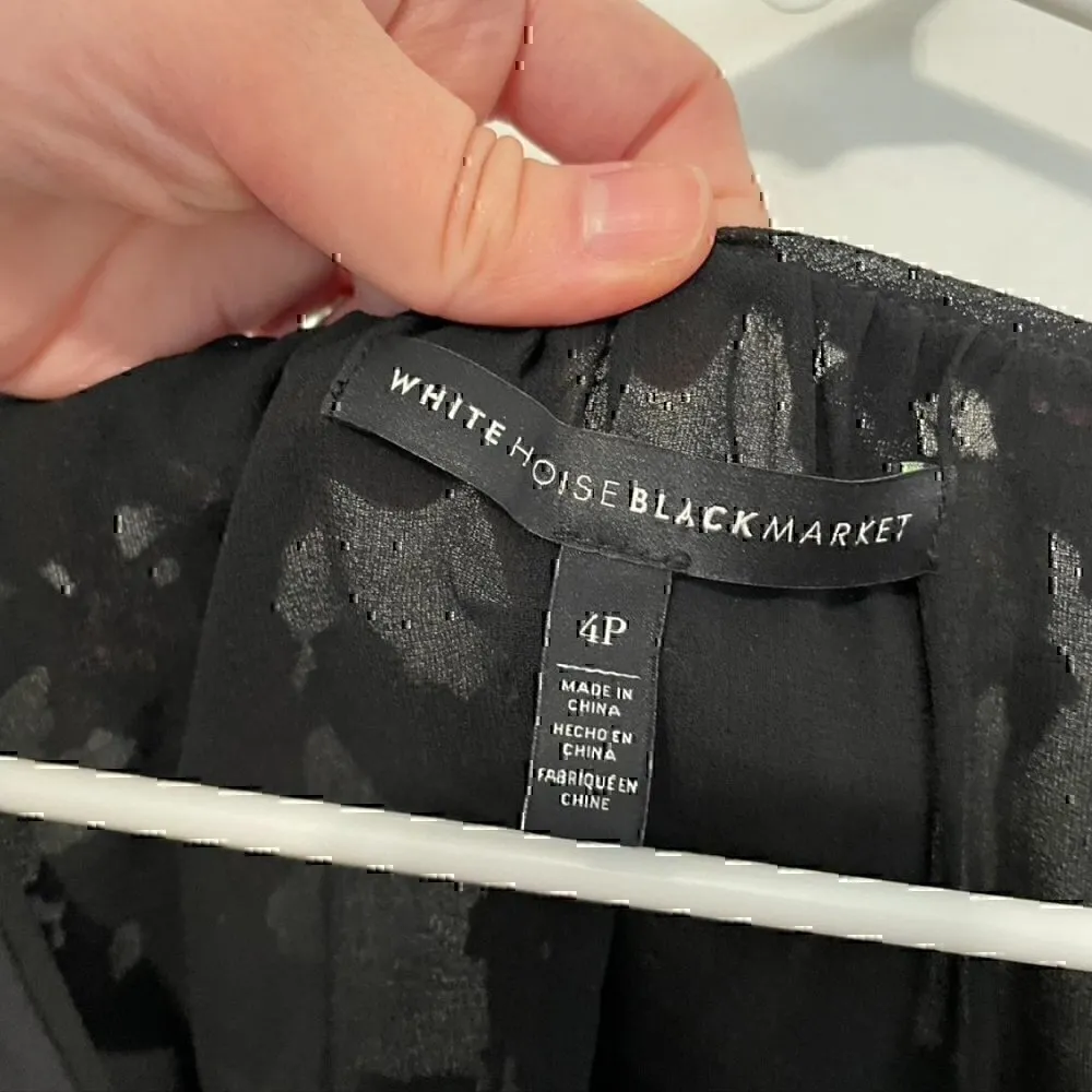 WHBM WHITE HOUSE BLACK MARKET Floral Velvet Burnout Cold Shoulder Blouse PETITE - Image 4