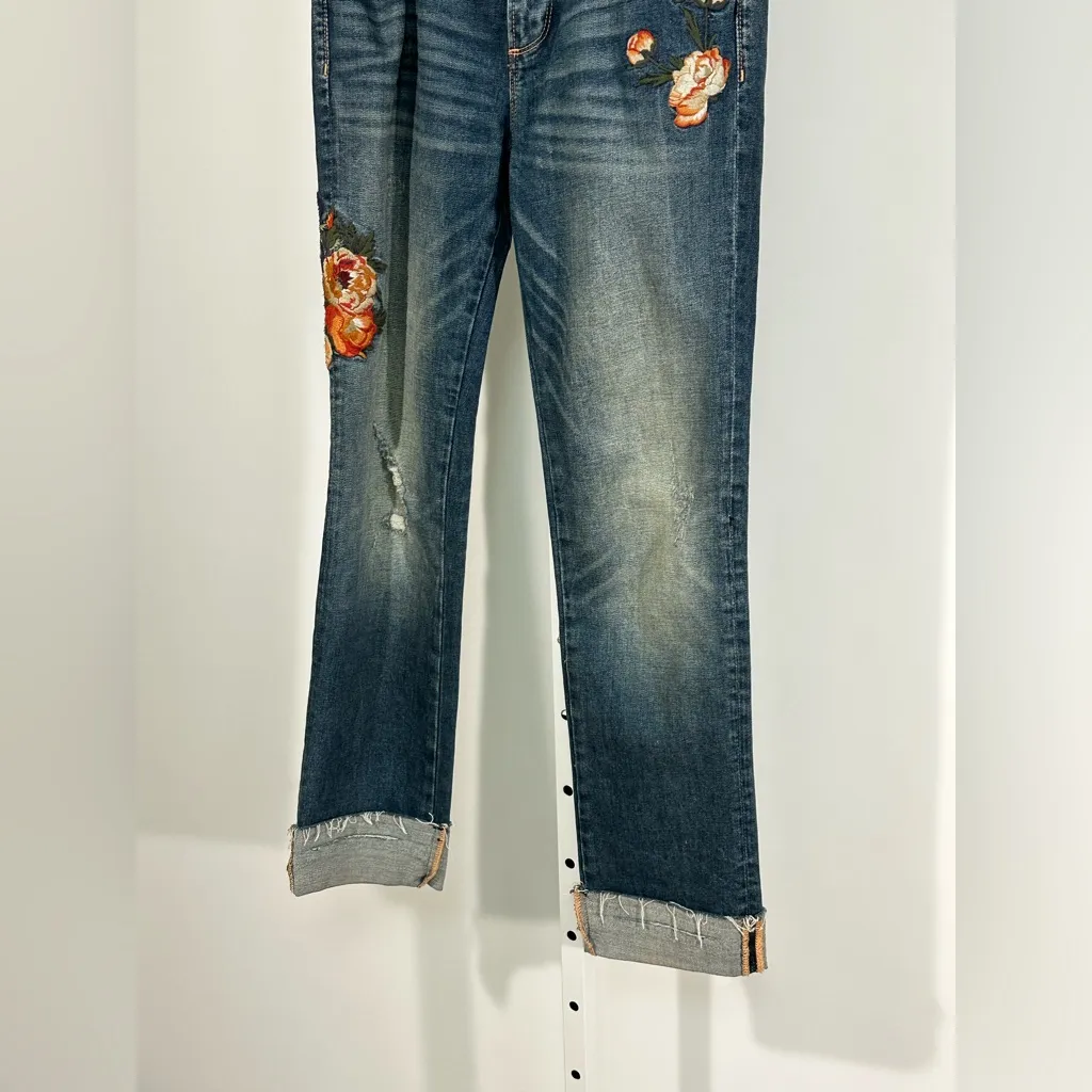 Driftwood Audrey Classic Fit Embroidered Floral Jeans 28x29 Cuffed Hem low rise - Image 2