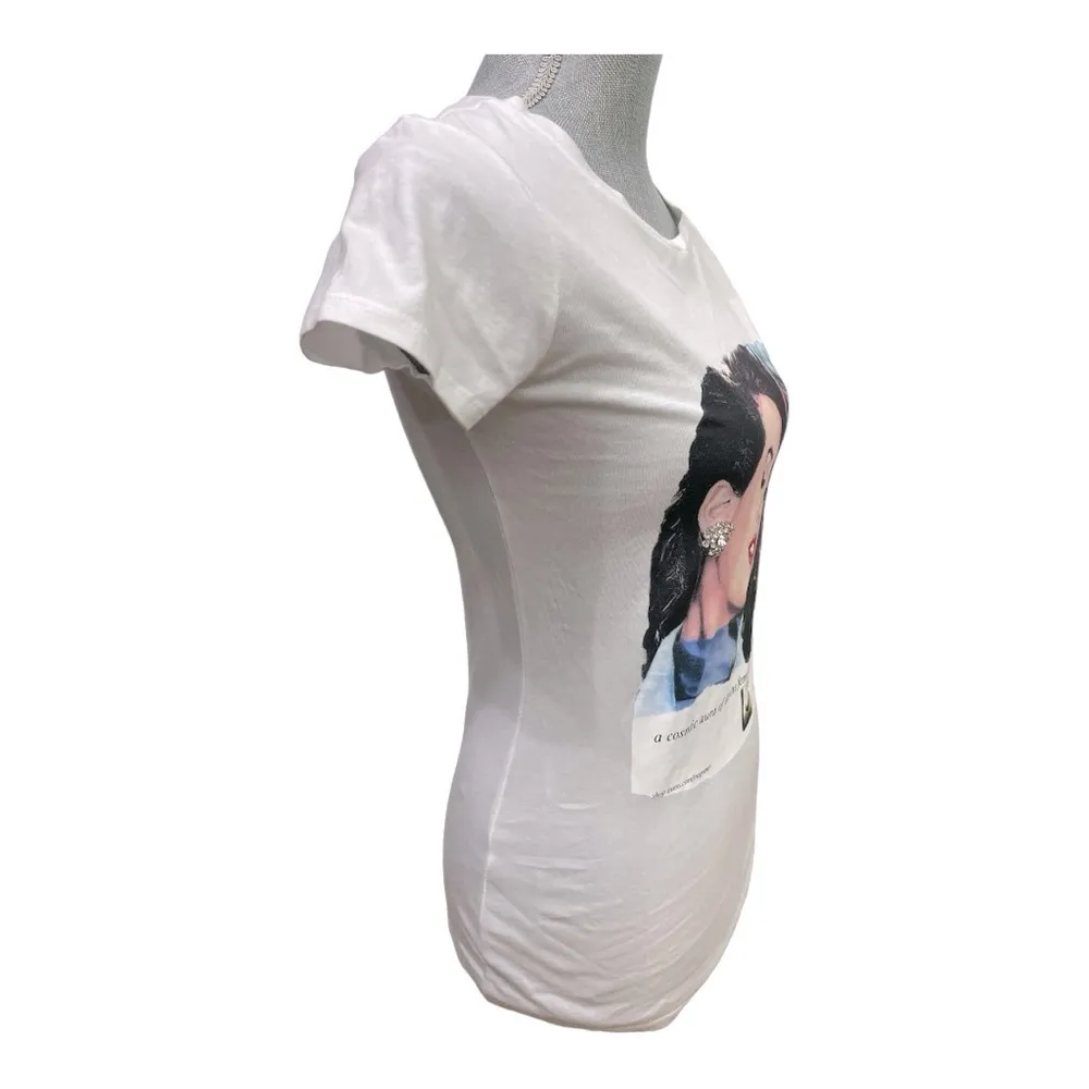 GUESS Women's Vintage Magazine Organic Cotton Short-Sleeve
Tee Size S - Image 2