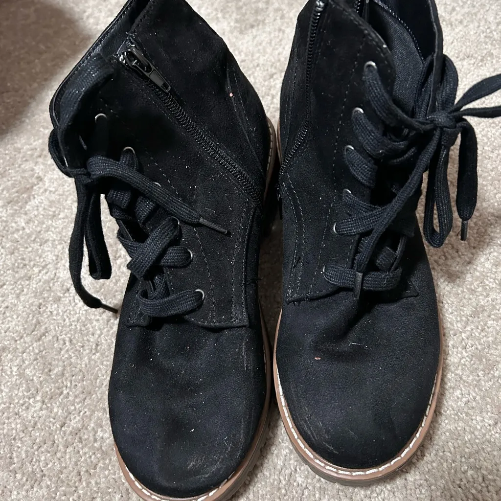 Kensie Boots Women's 6.5 - Image 2