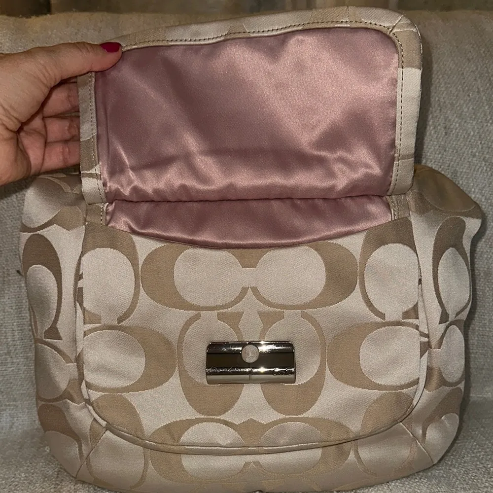 Coach hobo bag - Image 5