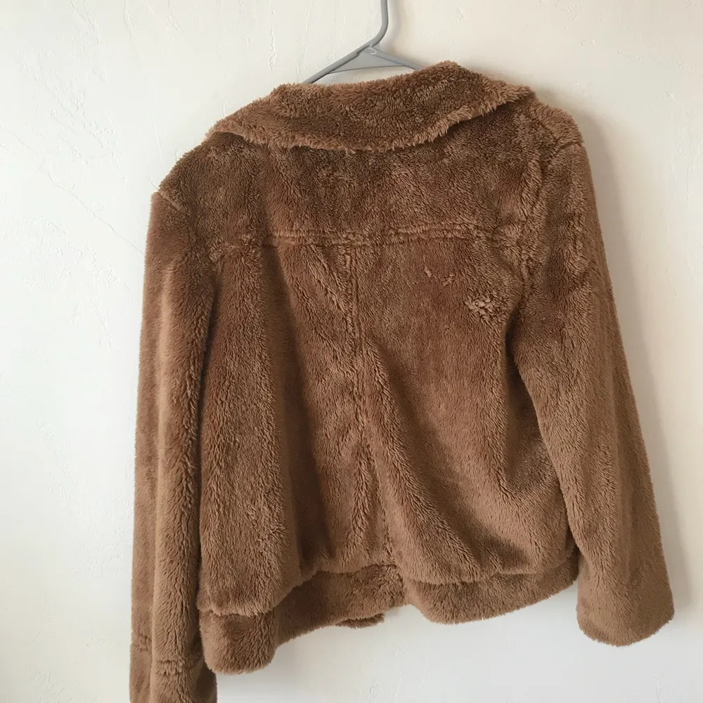 Pacsun Honey Punch Faux Fur Jacket - Image 3
