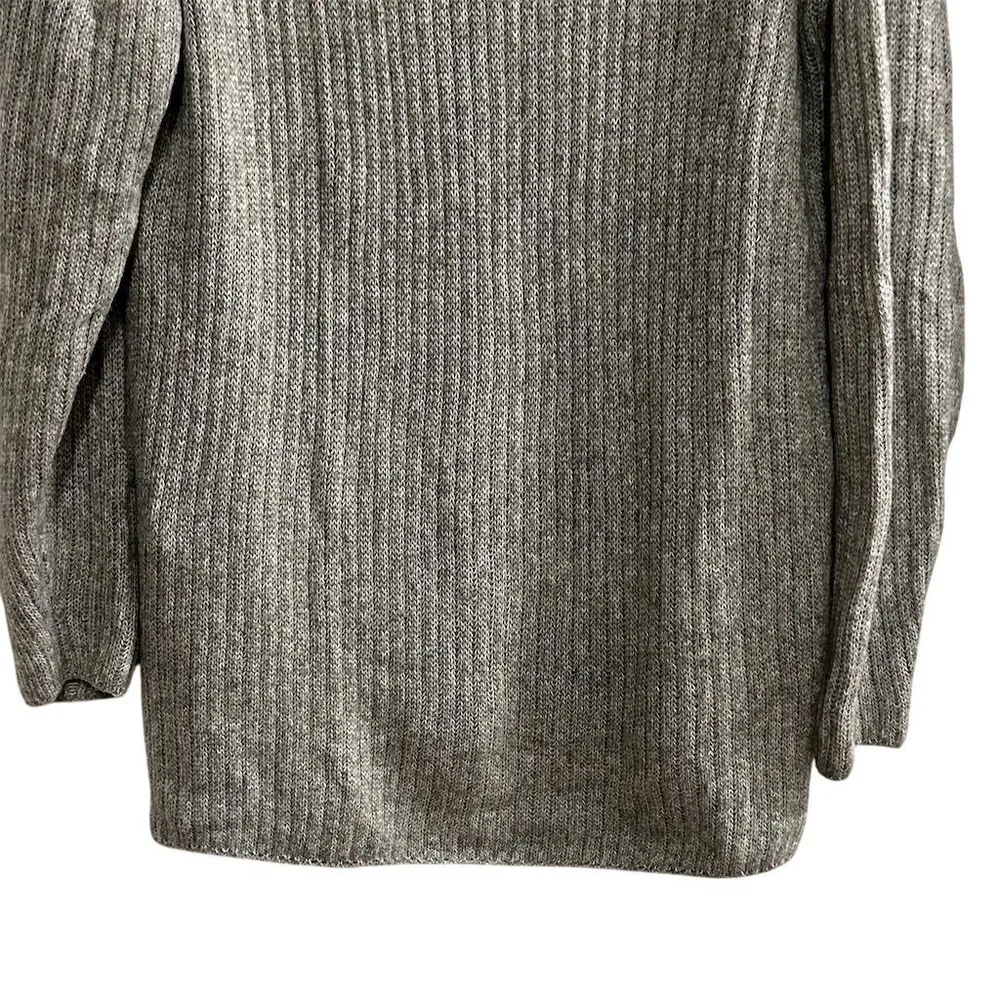 Elizabeth and James Women's Gray Ribbed Turtleneck Sweater Size M - Image 3
