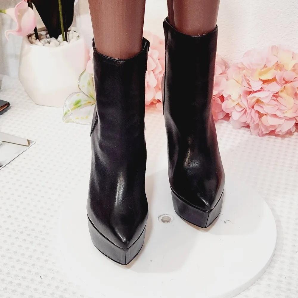 Bcbg Max AZRIA Neroli Platform Leather Wedge Boots Size 6.5M - Image 9