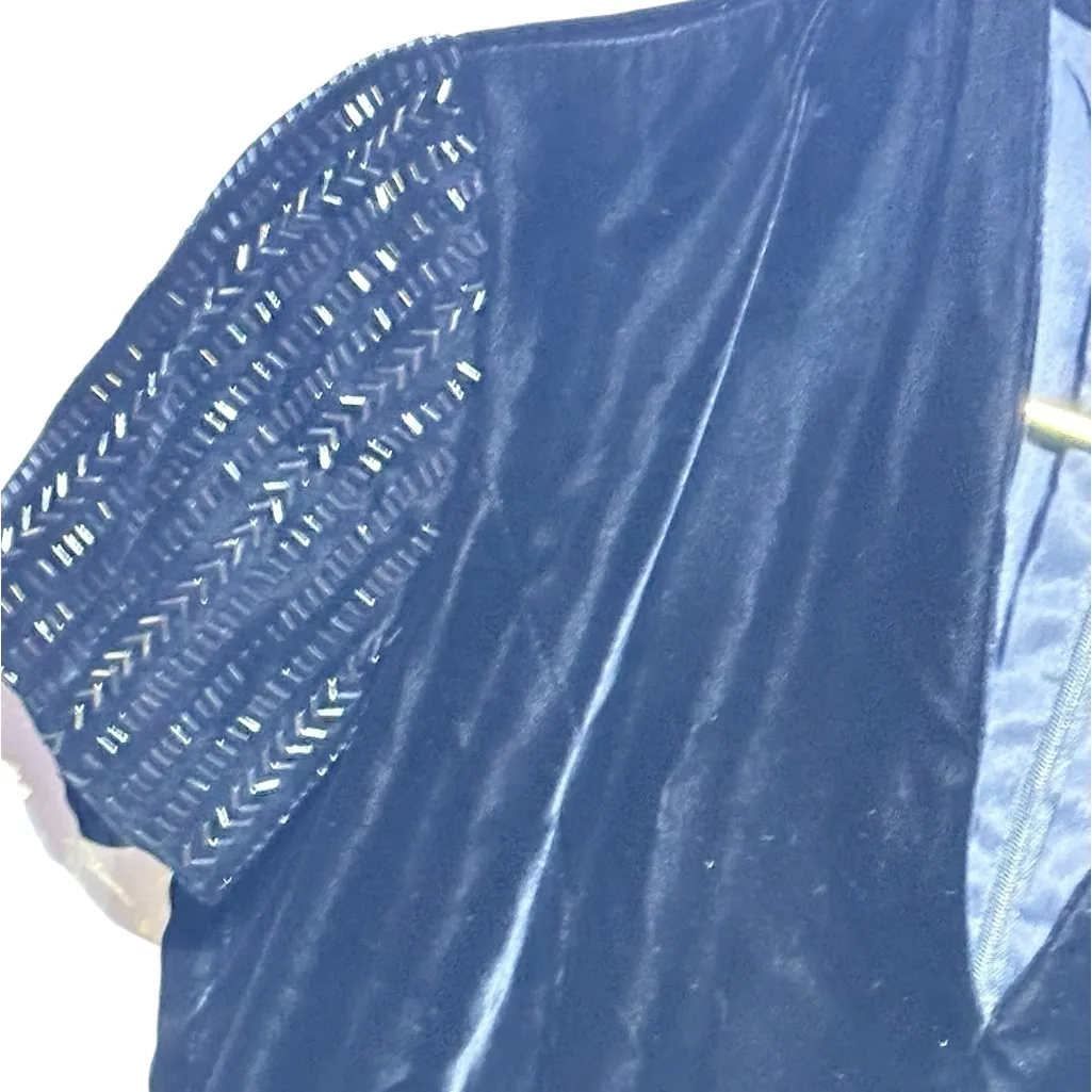 Stunning Velvet Sequin Short Sleeve Full Length Dress W/Sexy High Slit Vintage 8 Black - Image 6