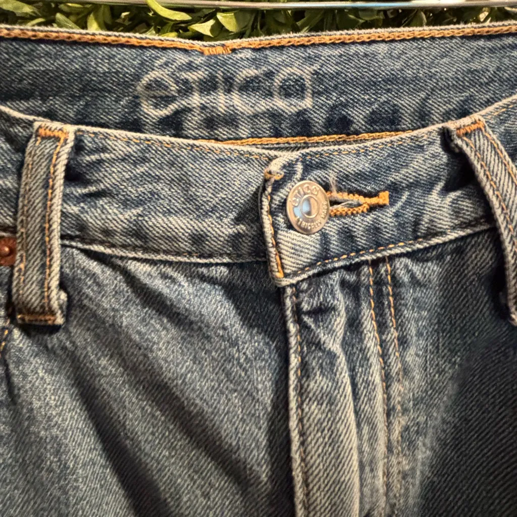 Women’s sz 31 Medium Wash Etica Devon Wide Leg Jeans Ethically Made Denim - Image 3