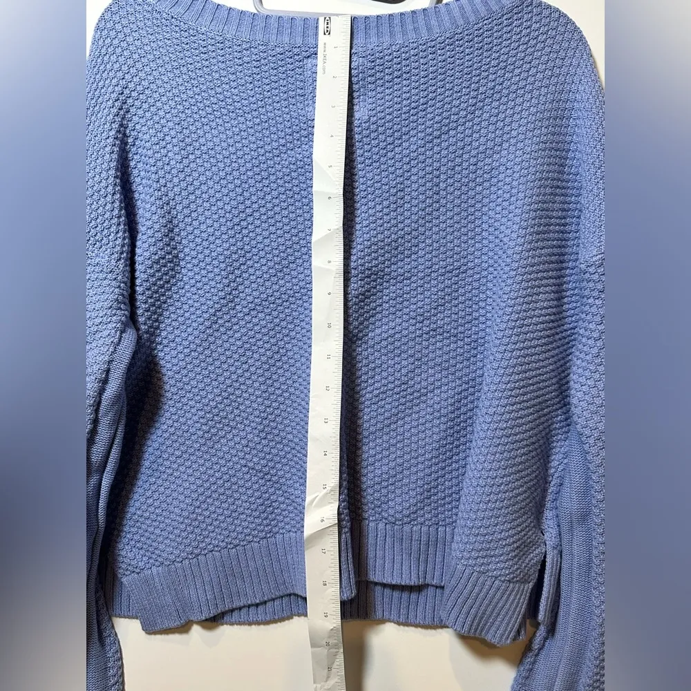 Hollister Sweater with Lace-Up Sleeves - Image 6