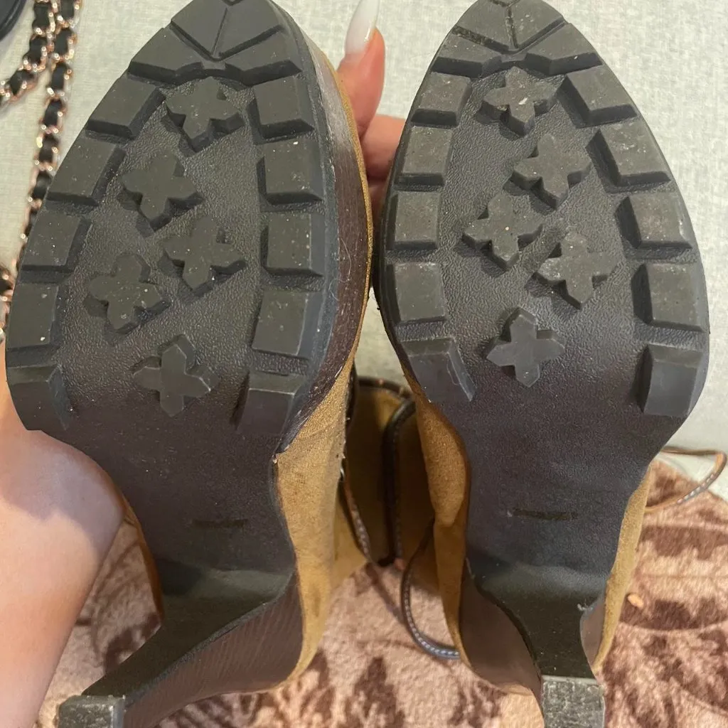 Brown Heeled Faux Suede Booties w/ Faux Shearling Lining 🧸 - Image 6