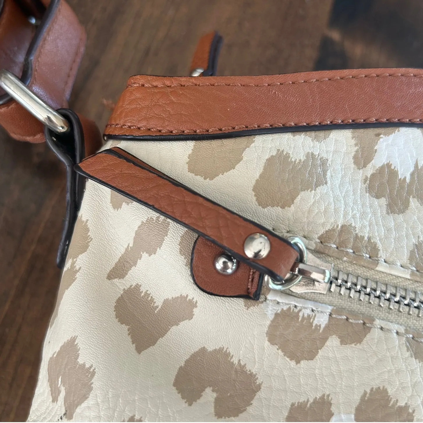 ⭐️‎ BOC Born Concept Animal Print Faux Leather Crossbody Shoulder Purse Bag - Image 9