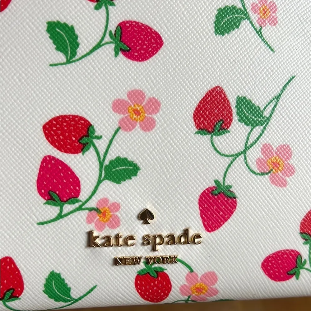 Kate Spade | Strawberry Crossbody Bag 🍓🌸 - Image 3
