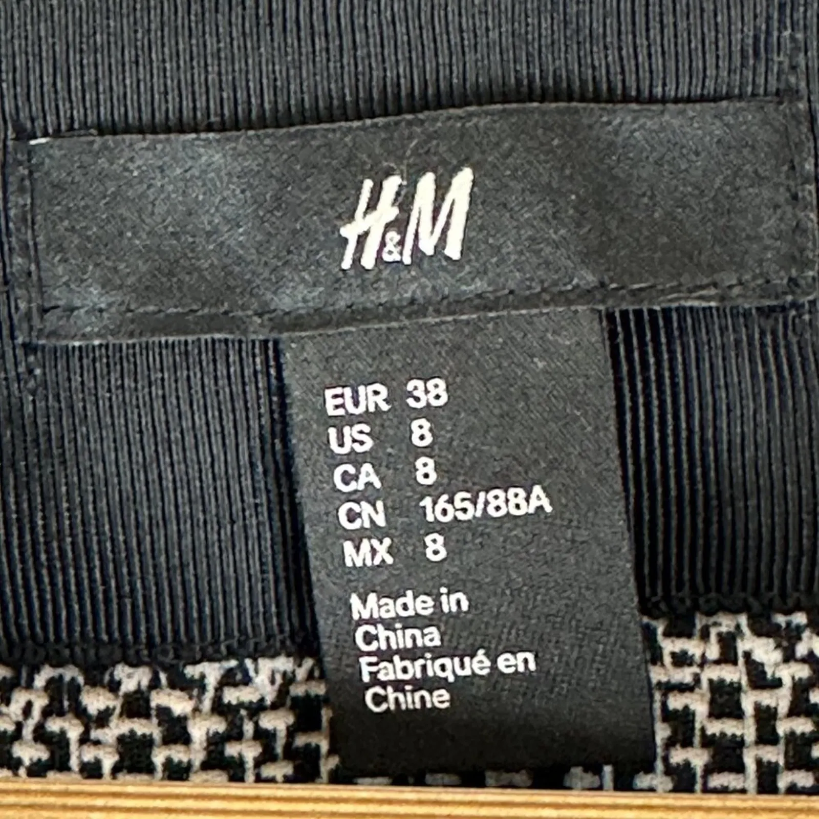 H&M Coat Womens 8 Black White Textured Long Sleeve Minimalist Old Money - Image 5