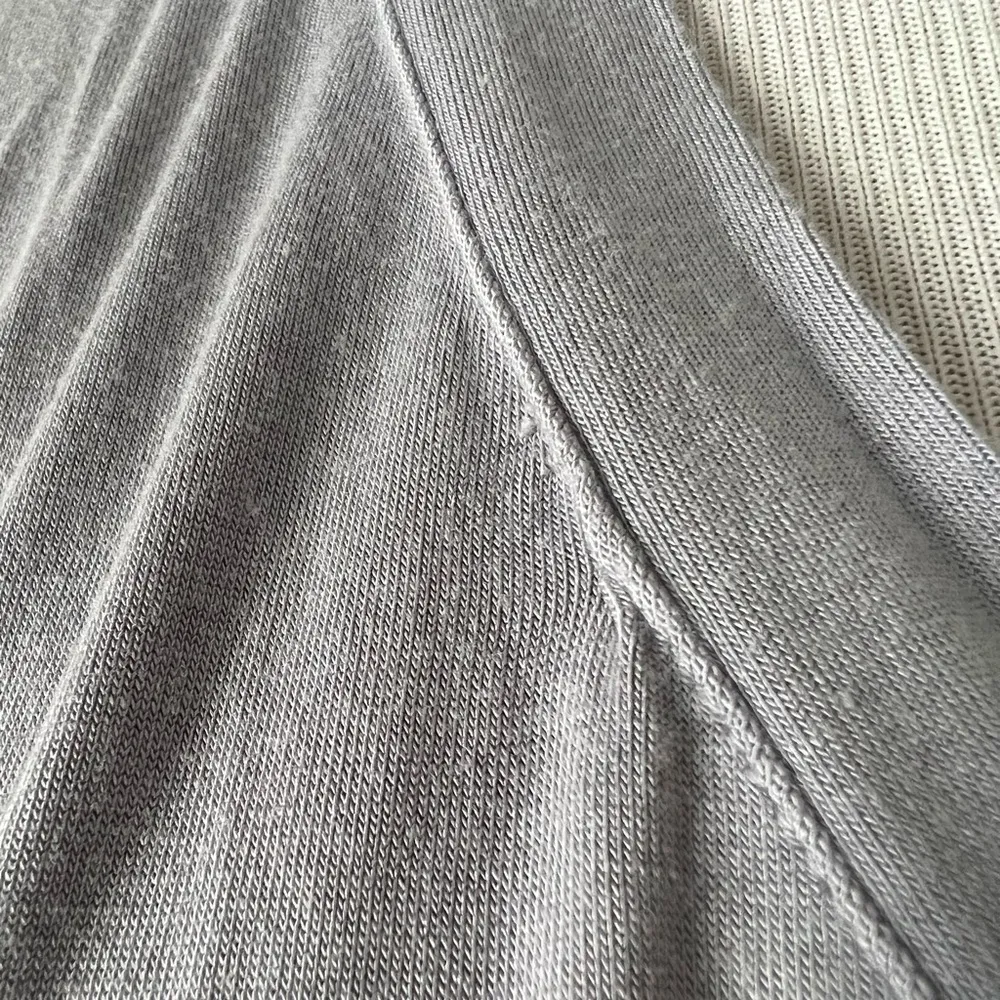 LOGO by Lori Goldstein Asymmetric Hem Button Layering Top Cardigan | Grey | S - Image 4