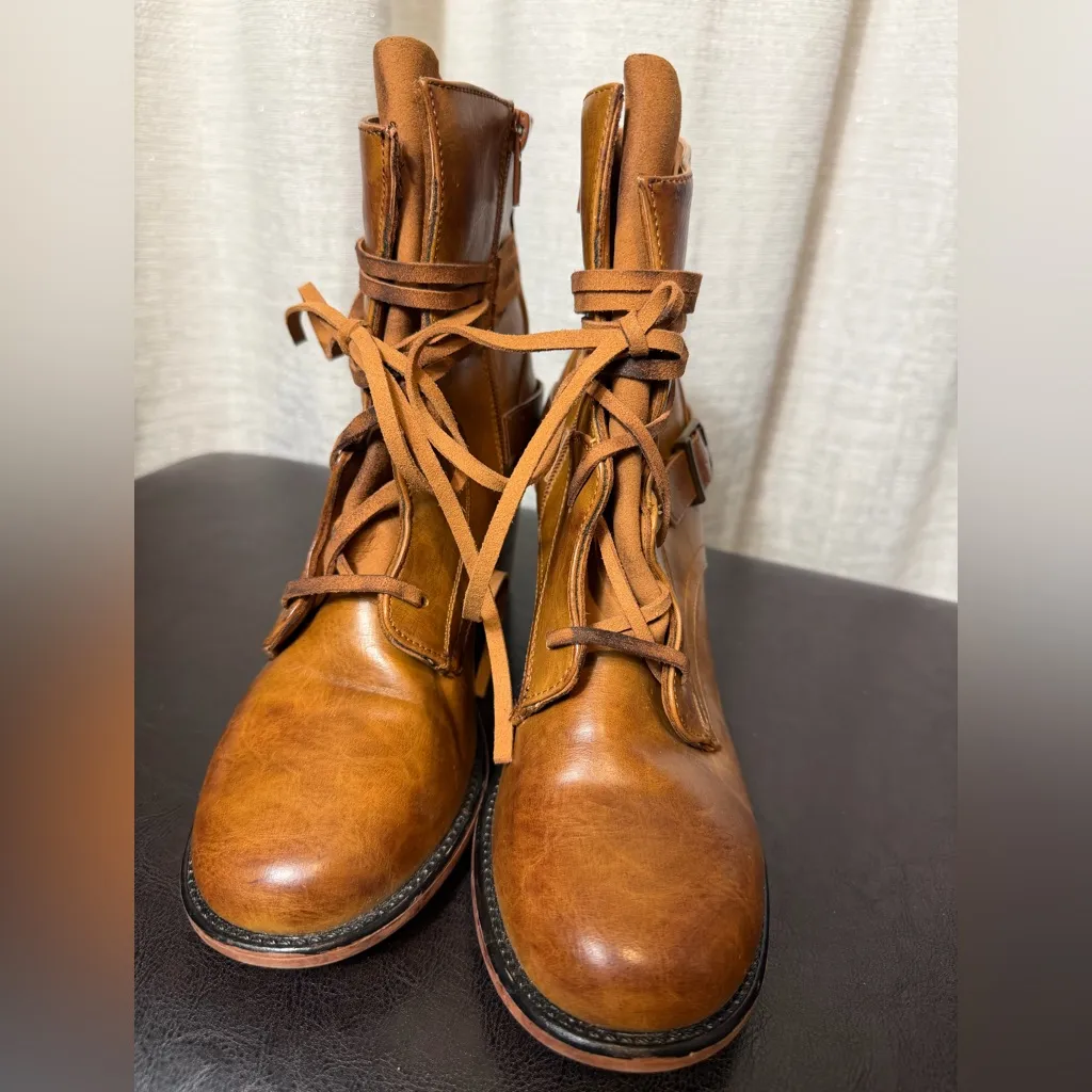 Celebrity pink Stylish Tan Ankle Boots for Women size 10M - Image 3