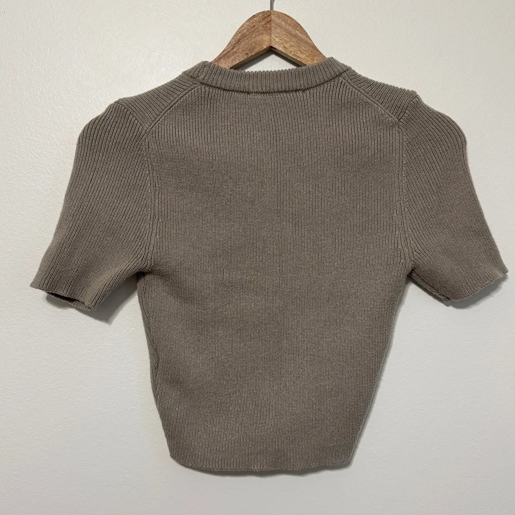 Zara Knit Sweater Size Small Blogger Fave Neutral Taupe Short Sleeve Waist Crop - Image 5