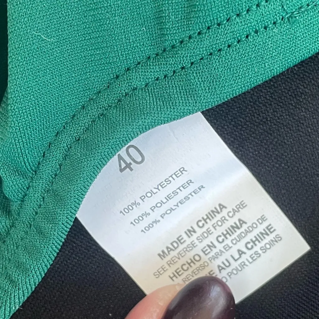 NWT Dolphin Women's Reliance Forest Green DBX Back 1 - Image 4