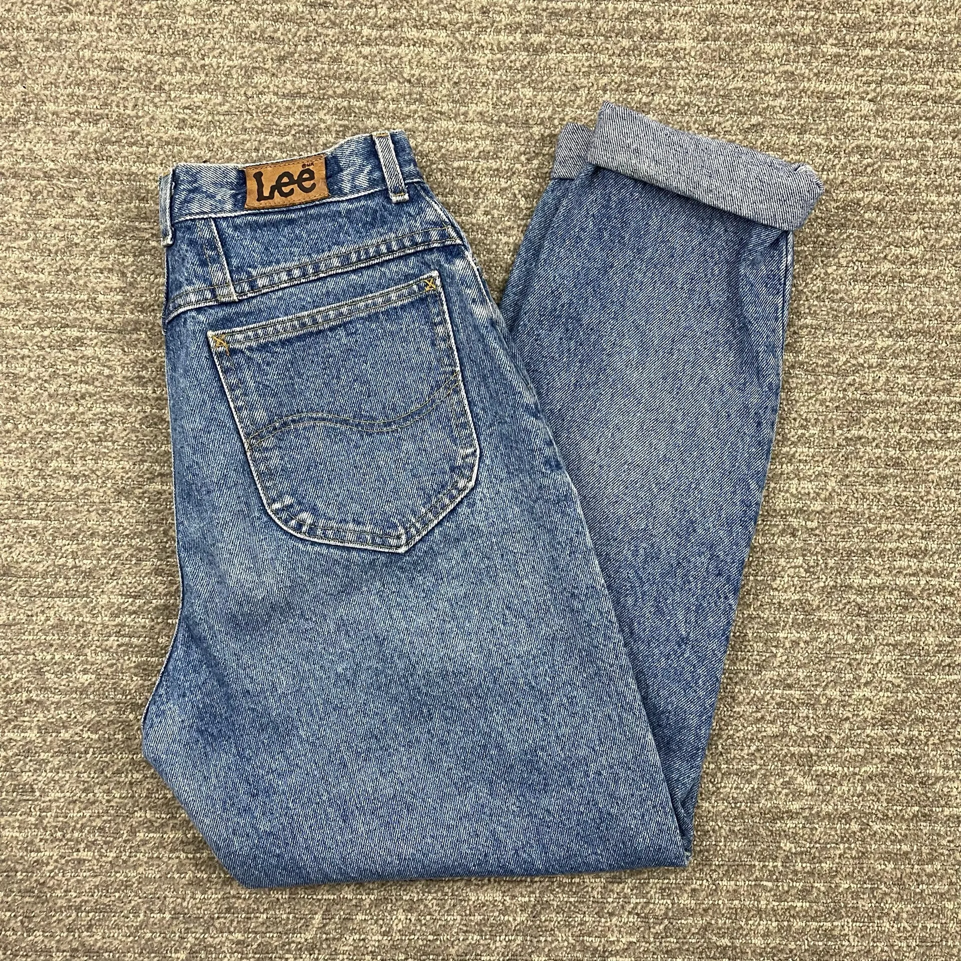 LEE Riders Vintage Light Wash Denim Retro High Waisted Straight Leg Mom Jeans - Image 3