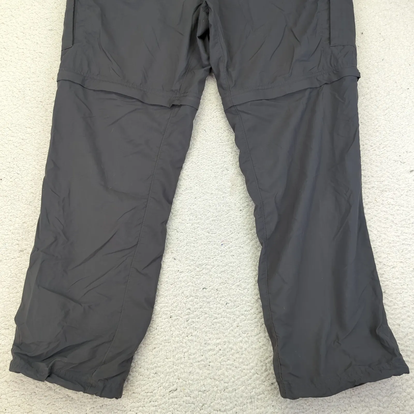 Mountain Hardwear‎ Convertible Hiking Pants Women 12 Short Gray Nylon Zip Off - Image 6