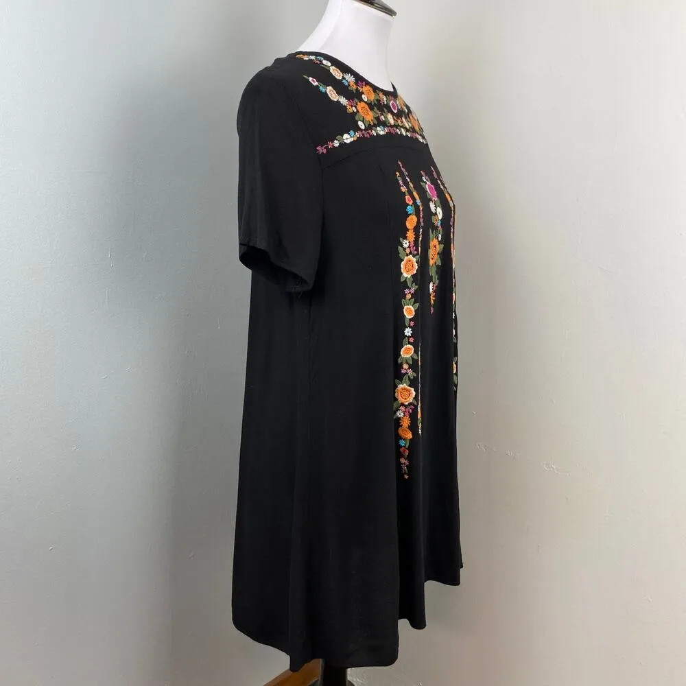 Umgee Black Colorful Floral Embroidered A-Line Tee Dress Medium - Image 5