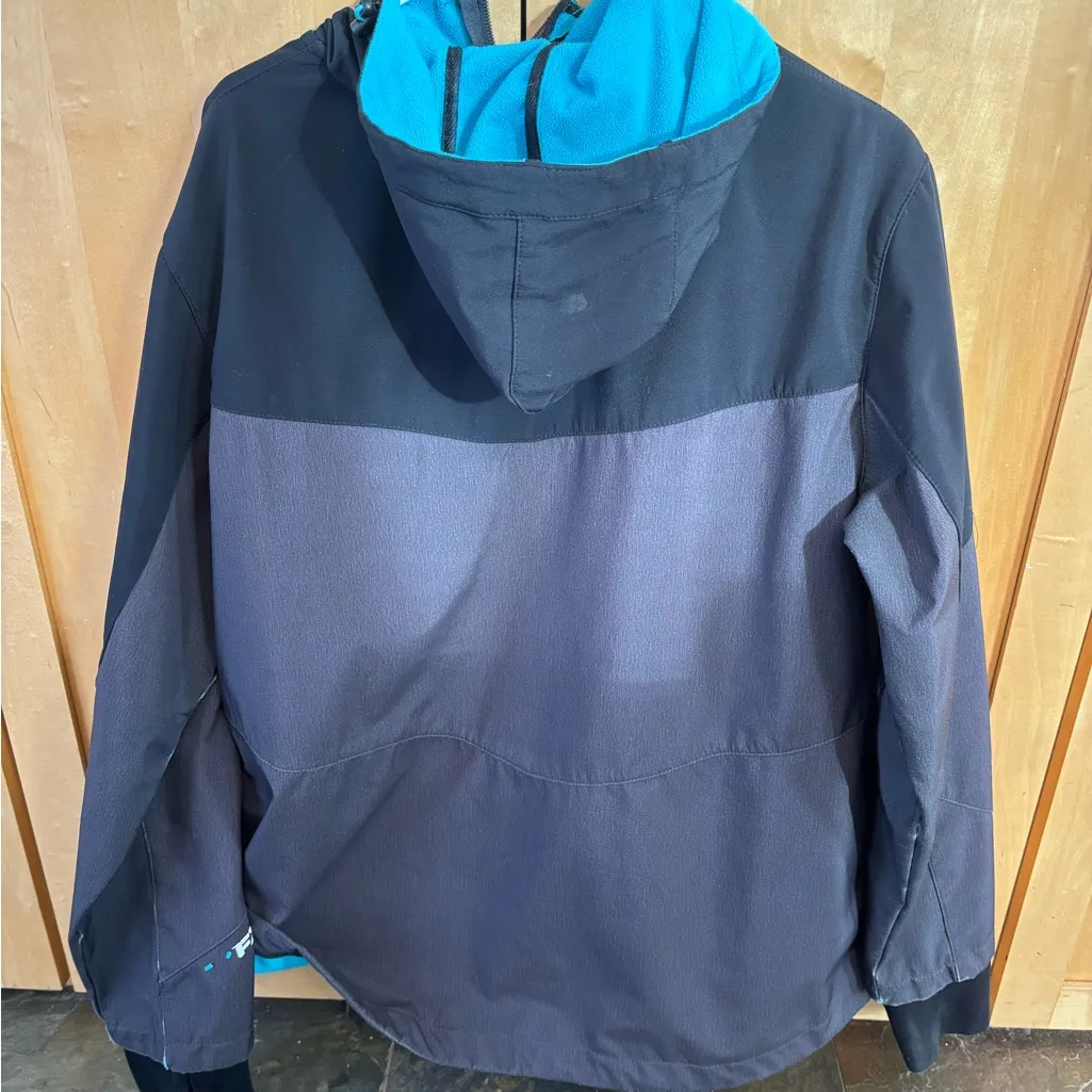 FXR Women's Black and Gray Ski Jacket Size XL - Image 4