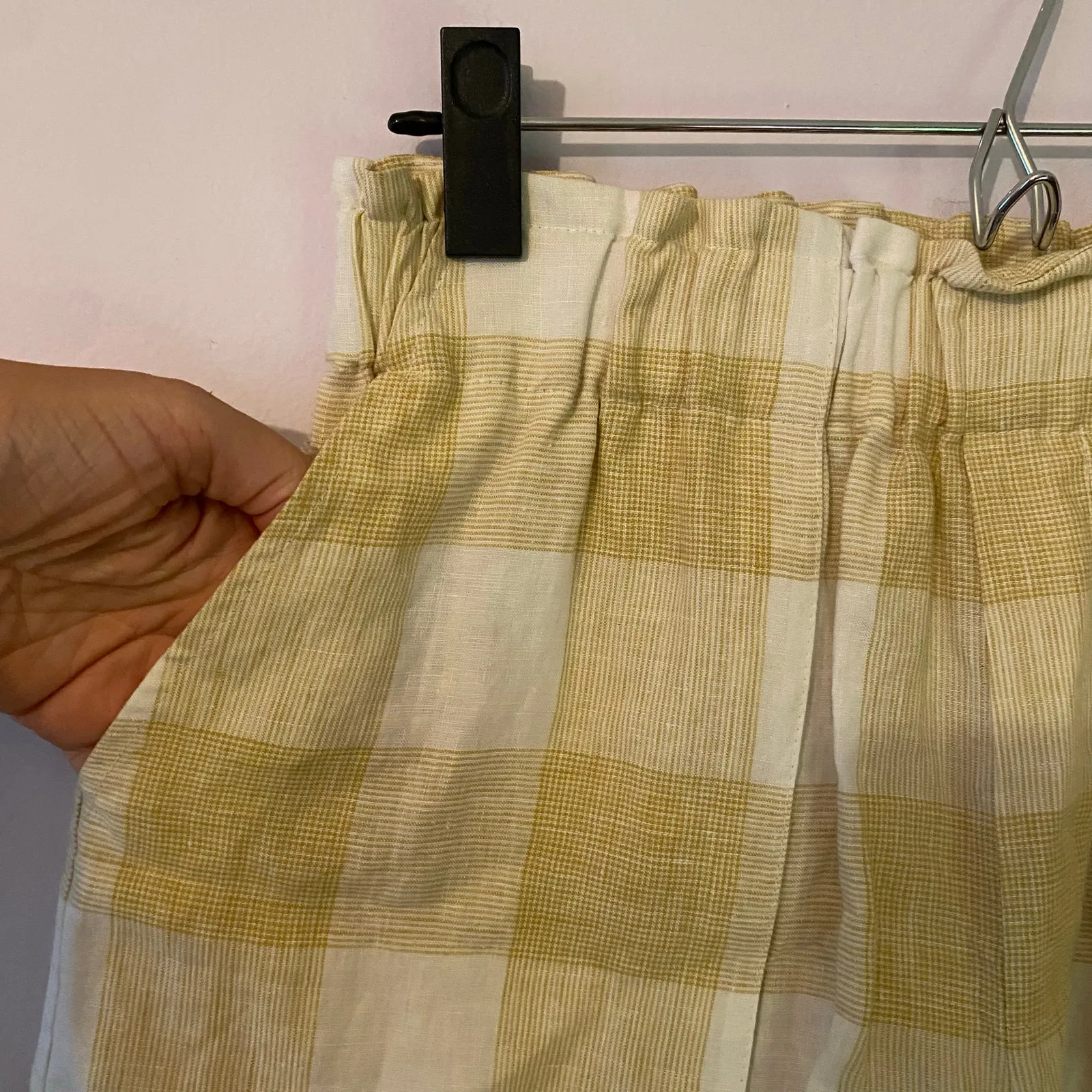 R.G. Kane White Tan Plaid 100% Linen Shorts Oxford Paperbag Women's size Small - Image 3