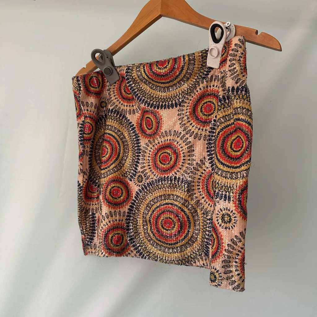 Cecico  Multicolor Circular Pattern Sequenced Mini Skirt Size L - Image 2
