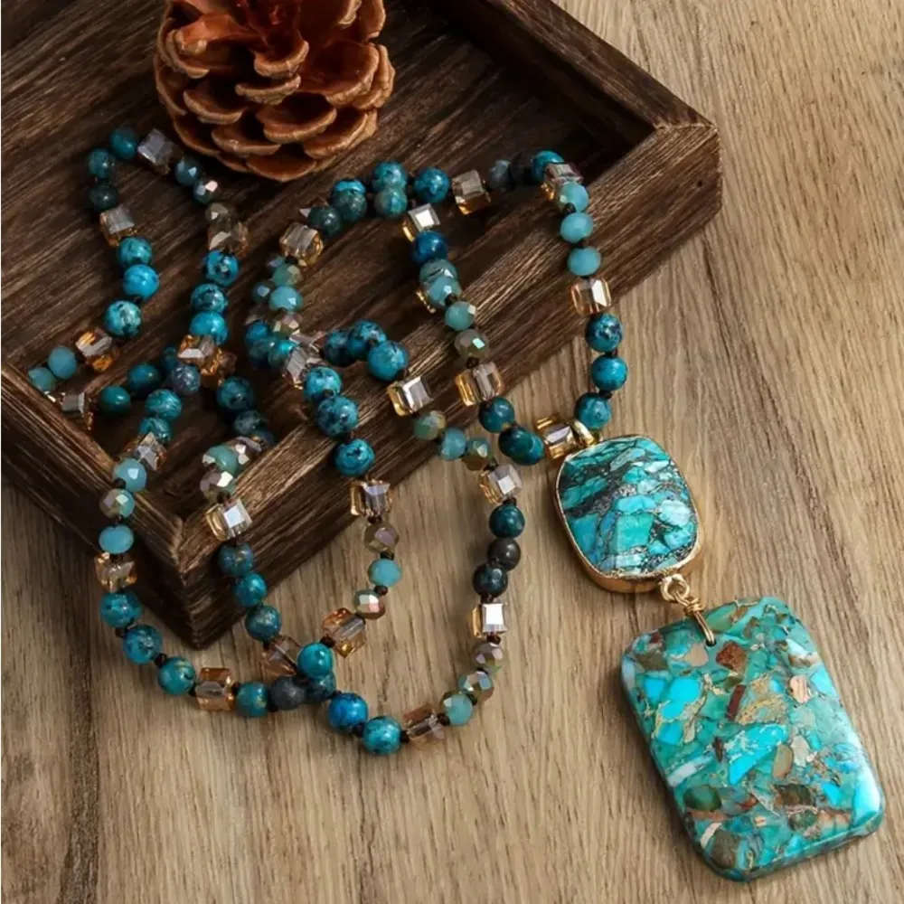 🎸🎸🎸BOGOHO 🎸🎸🎸Bohemian Chic Natural Stone and Glass Beads Necklace Blue - Image 2