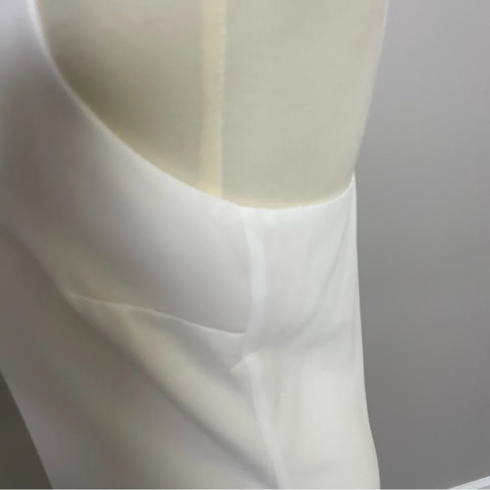 Rose + Olive Top Cami Strappy Sleeveless Layered Criss Cross Back V Neck White - Image 8