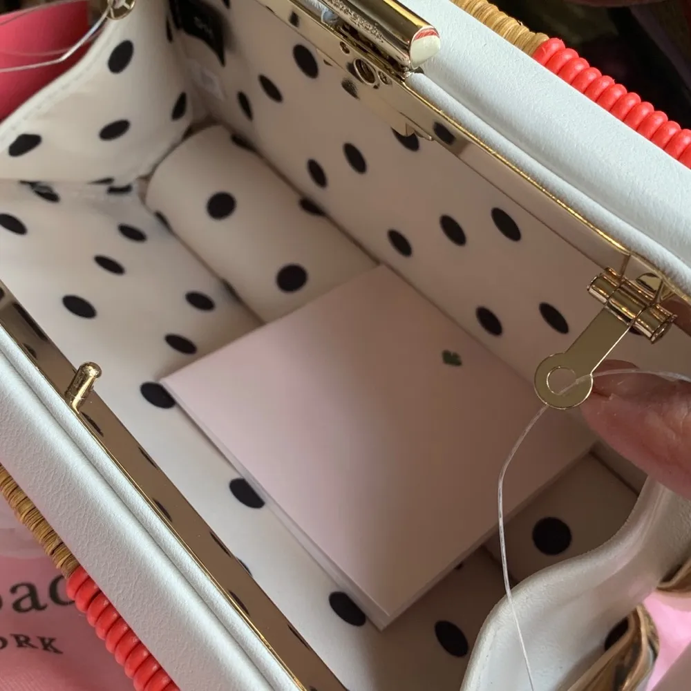 Authentic KATE SPADE Leather/Straw clutch/Crosby - Image 2