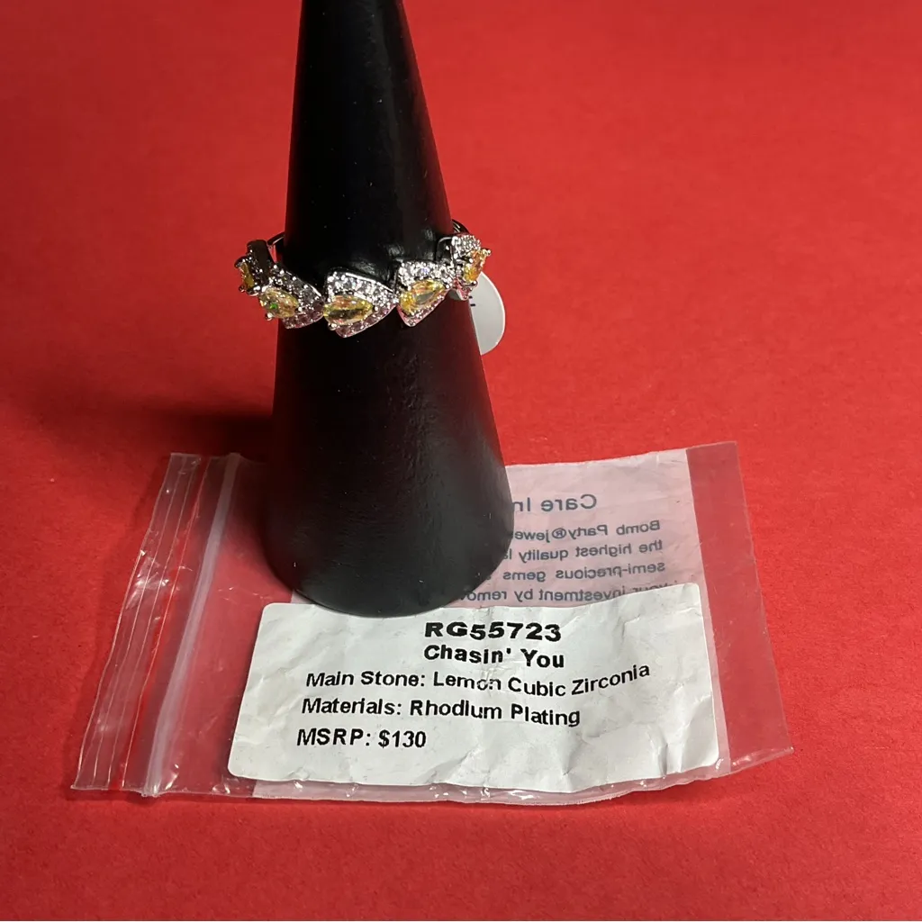 Bomb Party RG55723 “Chasin’ You” Lemon Cubic Zirconia on Rhodium Size 9 Ring NWT Silver - Image 4