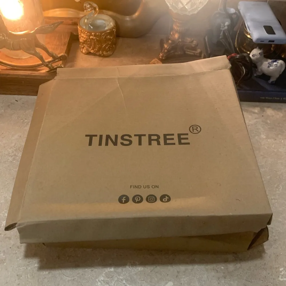 Tinstree White and Snake skin Ankle Length Pointed Toe Boots Size 8 - Image 11