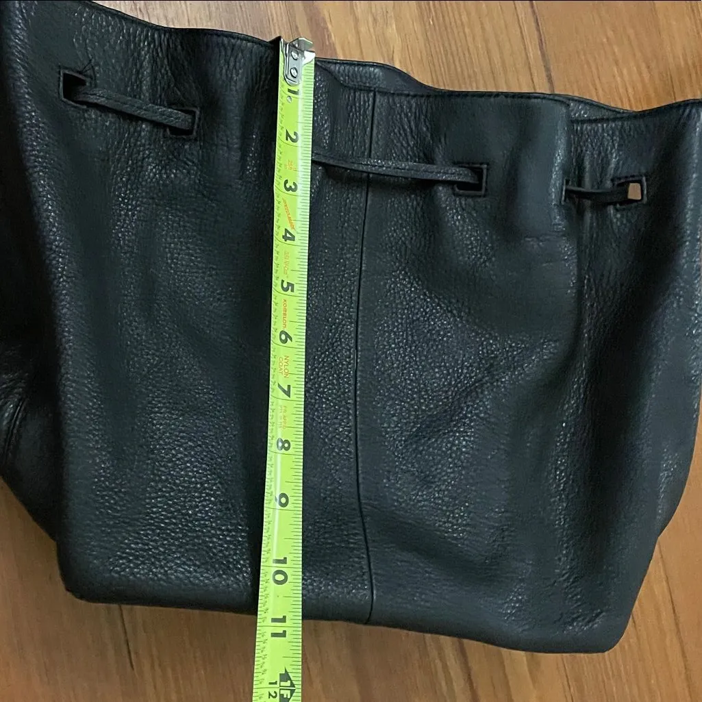 Kate Spade Cooper Grey Street Black Leather Bucket Tote Bag Crossbody WKRU3057 - Image 9