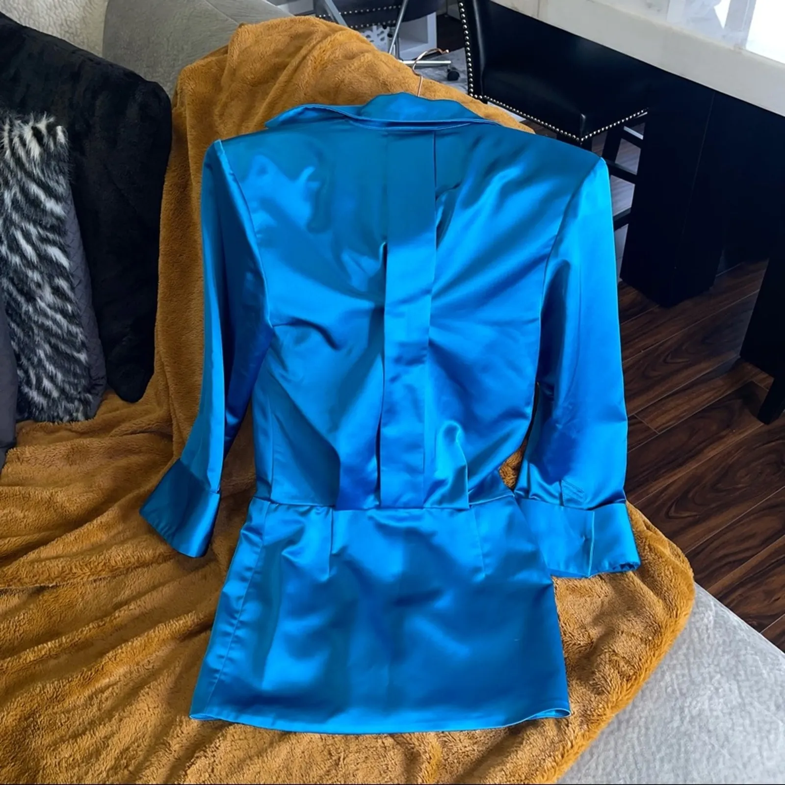 The Attico Mini Shirt Dress with Maxi Shoulders in Blue Size 2 - Image 6